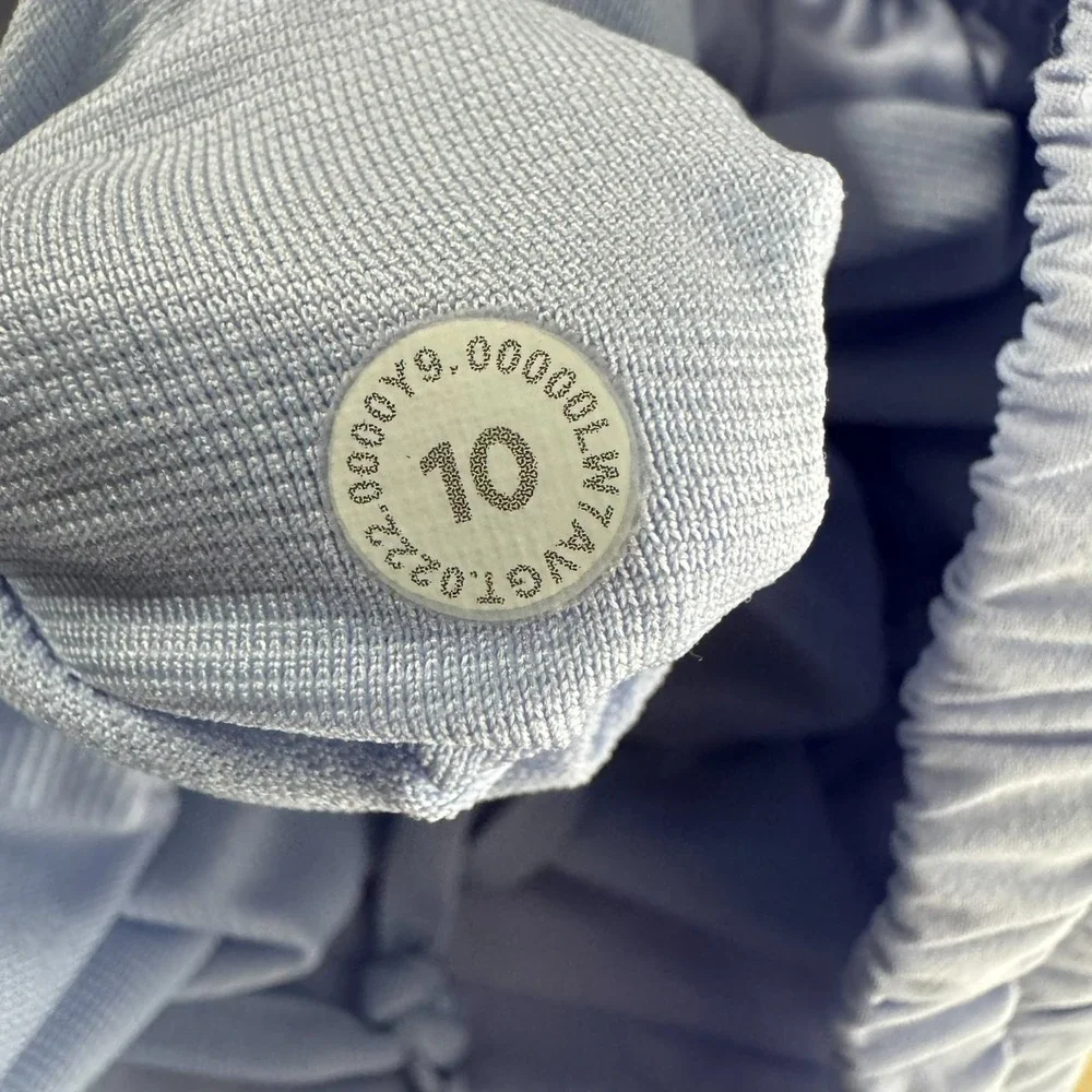 Lululemon Hotty Hot Shorts Womens Size 10 Light‎ Blue Solid Athletic SS-2233